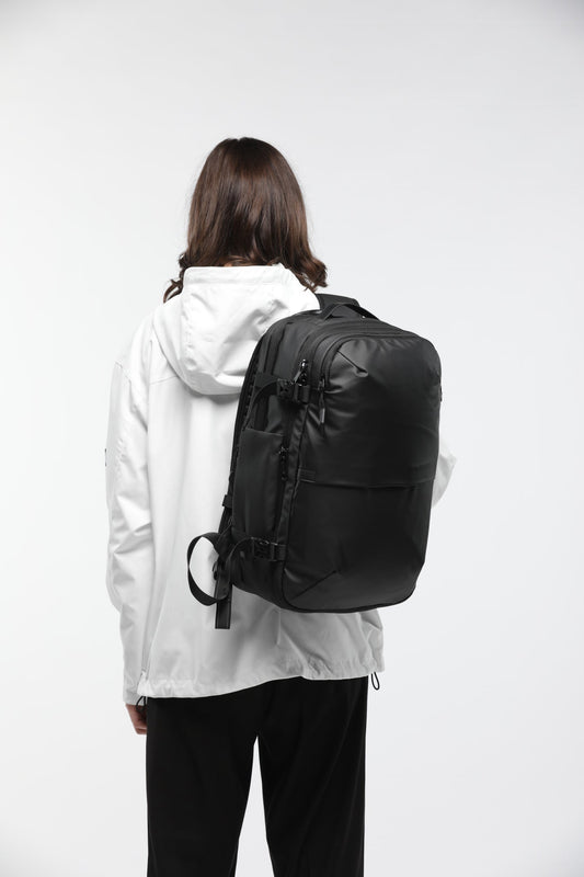 Nomadity 60L Discoverer Vacuum Compression Travel Backpack